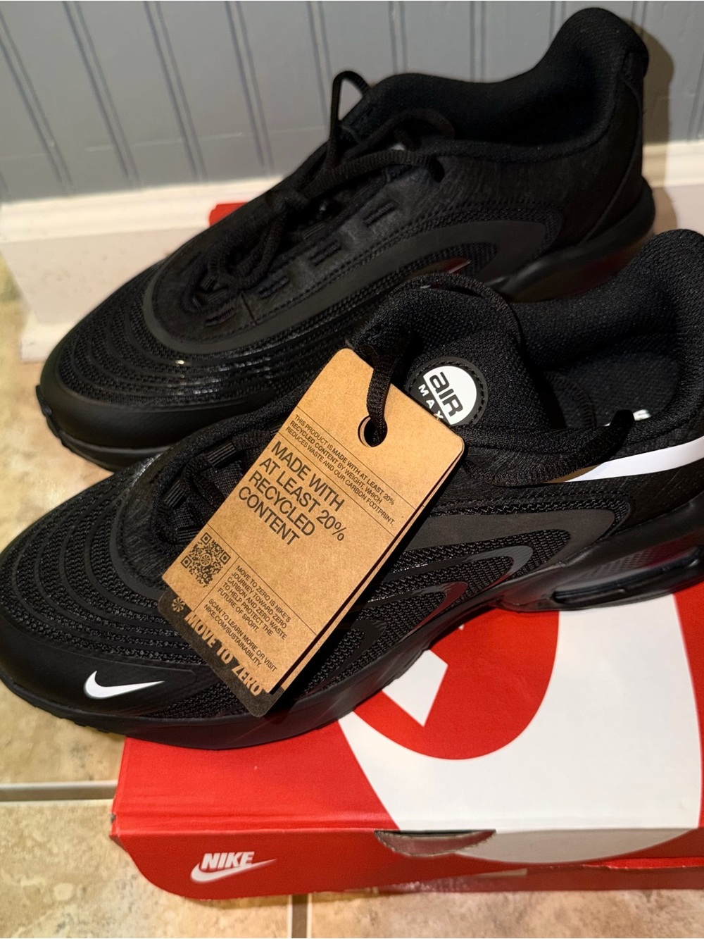 Nike Air Max Fire BLACK AND WHITE